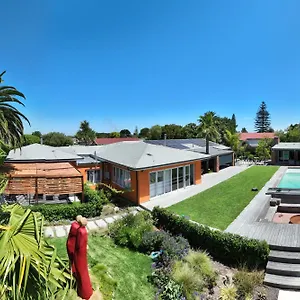 Garten Mit Pool, 2 Schlafzimmer Apartment